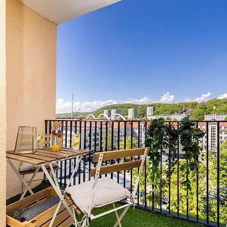 Sunbeam Srodmiescie * グダニスク